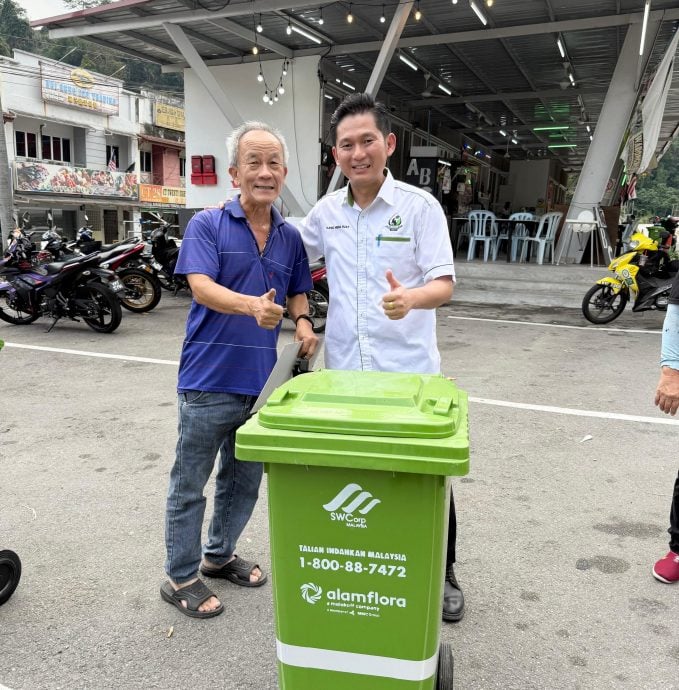 东：（已签发）武吉丁宜24商贩获垃圾桶