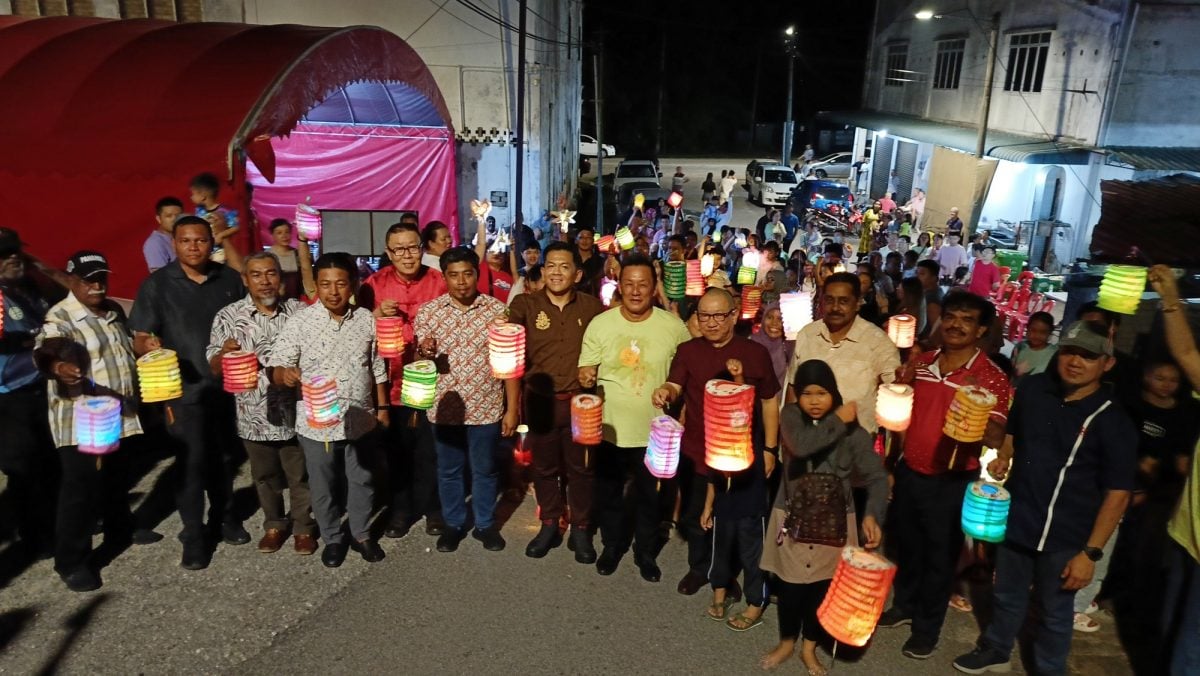 东：（已签发）甘孟中秋灯笼晚会 村民共庆佳节 莫哈末沙哈：中秋象征团圆与和谐　多元文化是国家力量