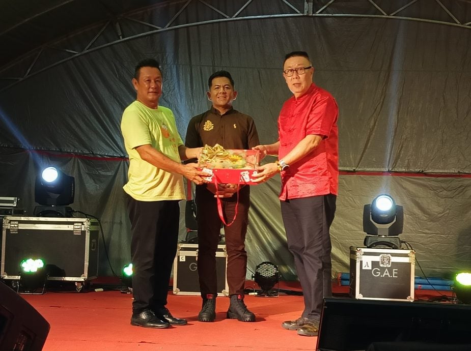 东：（已签发）甘孟中秋灯笼晚会 村民共庆佳节 莫哈末沙哈：中秋象征团圆与和谐　多元文化是国家力量