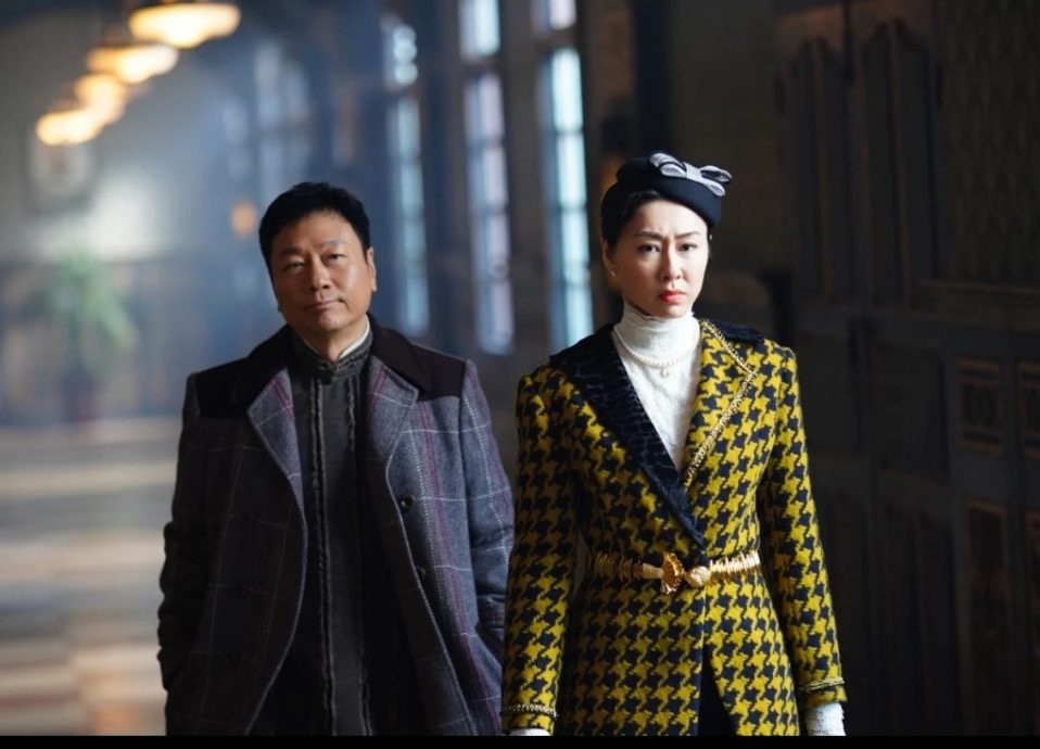 中国主题乐园“卖艺”才被拍 黎耀祥大马吃榴梿过中秋