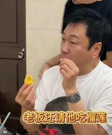 中国主题乐园“卖艺”才被拍 黎耀祥大马吃榴梿过中秋