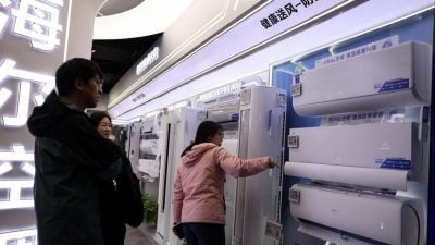 中国第三季GDP增长4.8%  较上一季回落0.4% 仍胜市场预期
