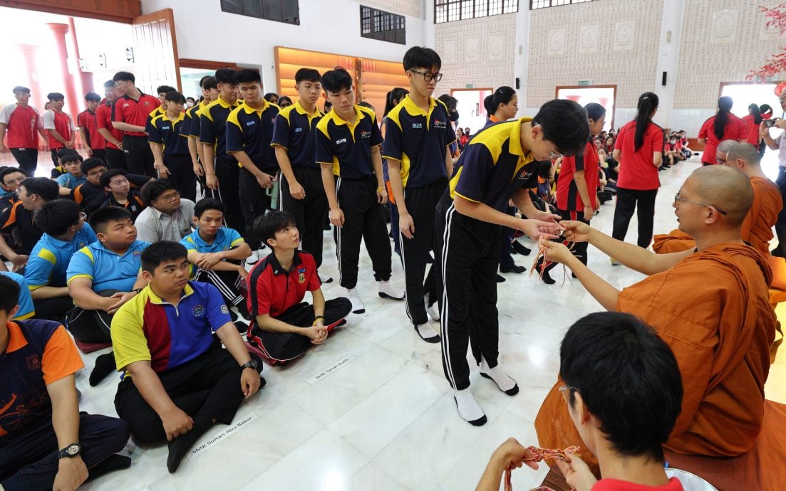 为身心做好准备,彭佛教会12校476学生参与应考祝福会。