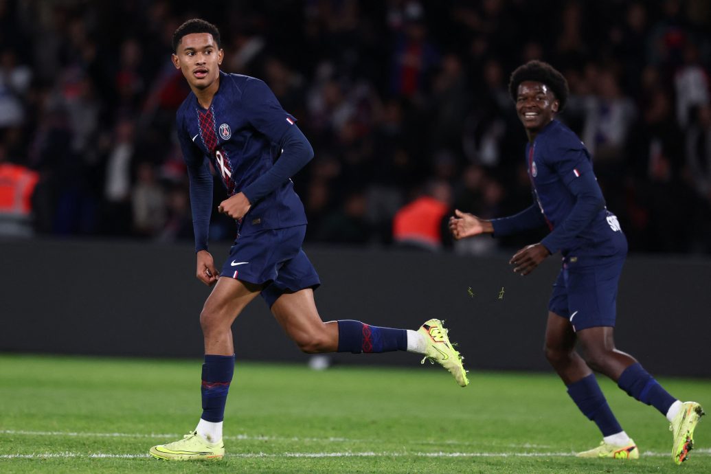 主场3比3惊险扳平斯堡  大巴黎1分微优领跑