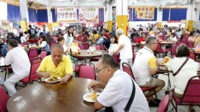 九皇爷诞茹素者激增  部分素食档调整价格