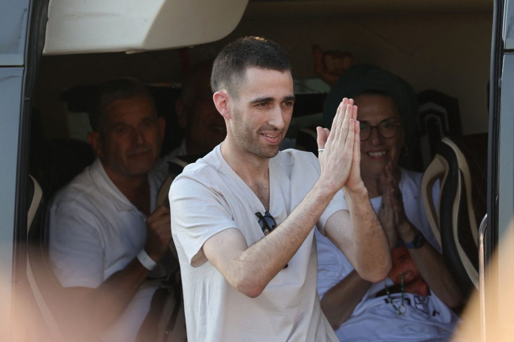 人质2年囚禁生活曝光 与外界隔绝、挨饿 被迫陪打牌做饭