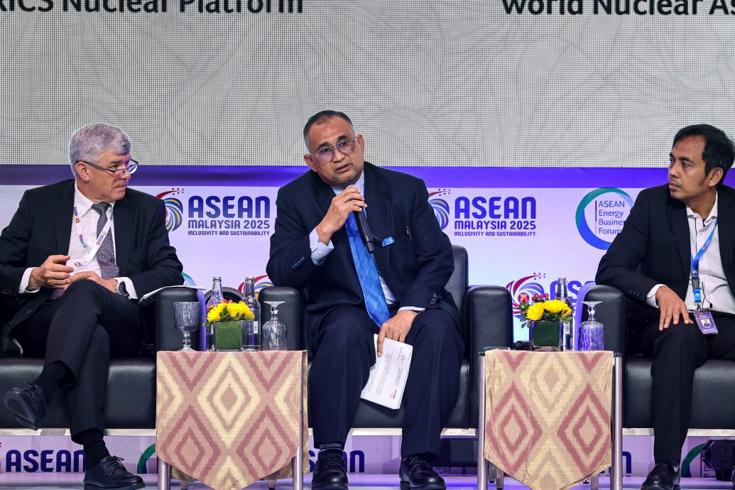 亿佩//我国有望在未来7年内迎来首座核能发电厂