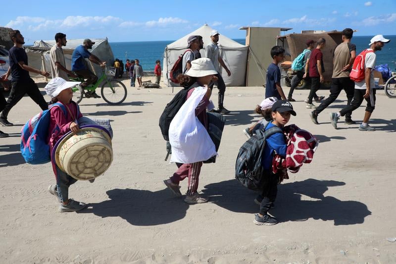 以哈停火协议生效　大批巴人返回被毁的加沙家园