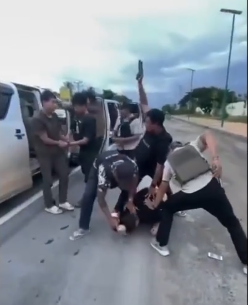 侦破中加青年绑架案 柬警捕8中柬绑匪