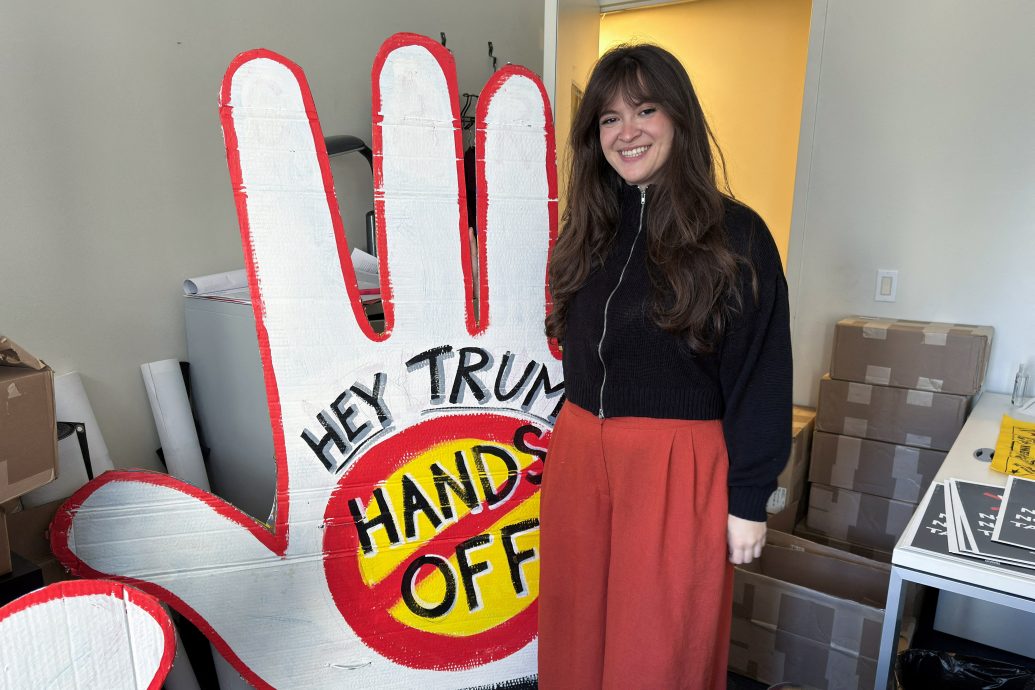 全美民众准备上街高喊“不要国王” 大城小镇示威衡量反特朗普怒火