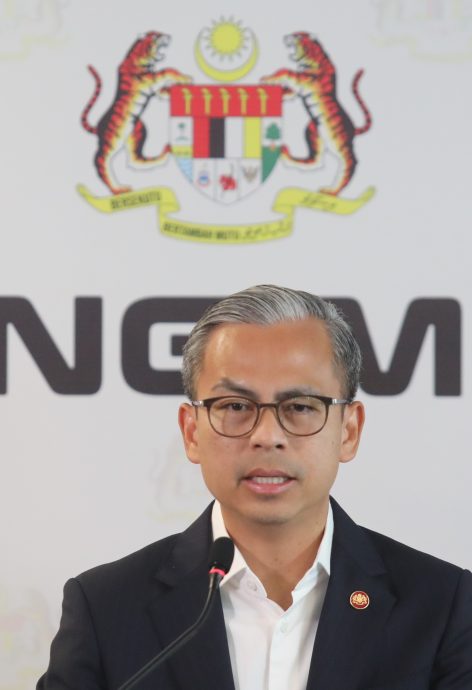 内阁商讨限制16以下青少年使用社媒  法米：MCMC下周到新加坡讨论