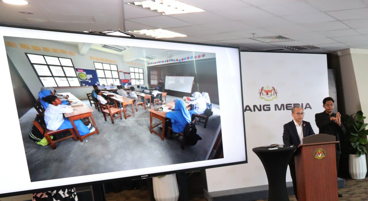 内阁商讨限制16以下青少年使用社媒  法米：MCMC下周到新加坡讨论