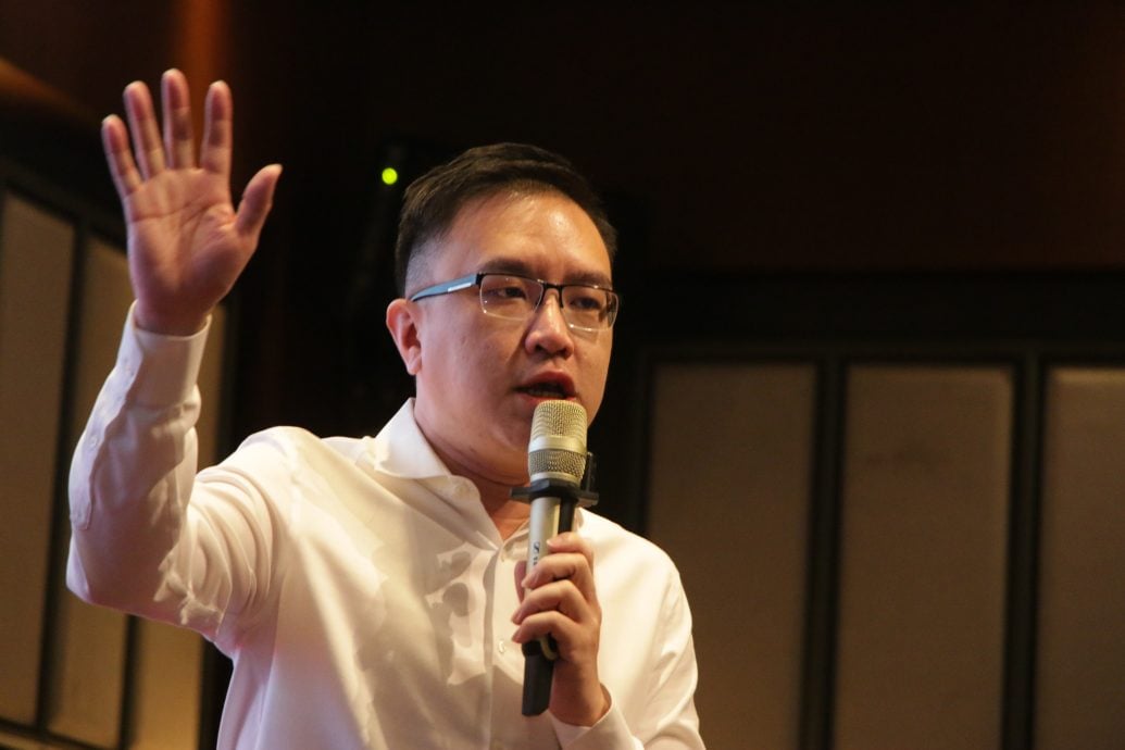 冯晋哲:州政府统考生奖励金公文非倒填日期
