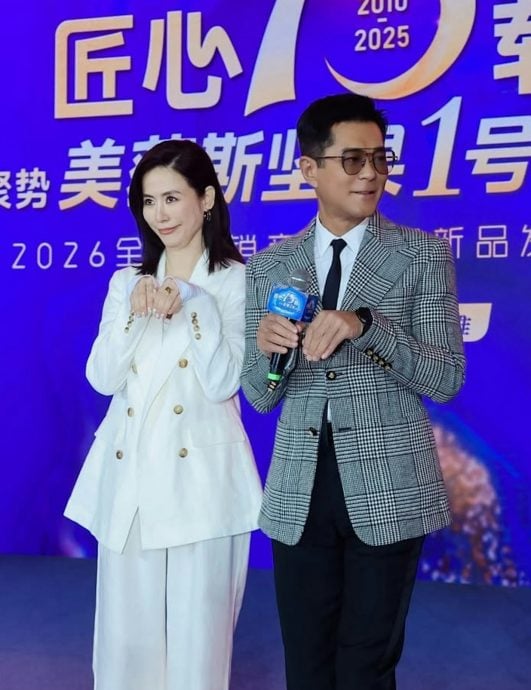 冷酷形象被宣萱融化 古天乐童真爆发扮松鼠