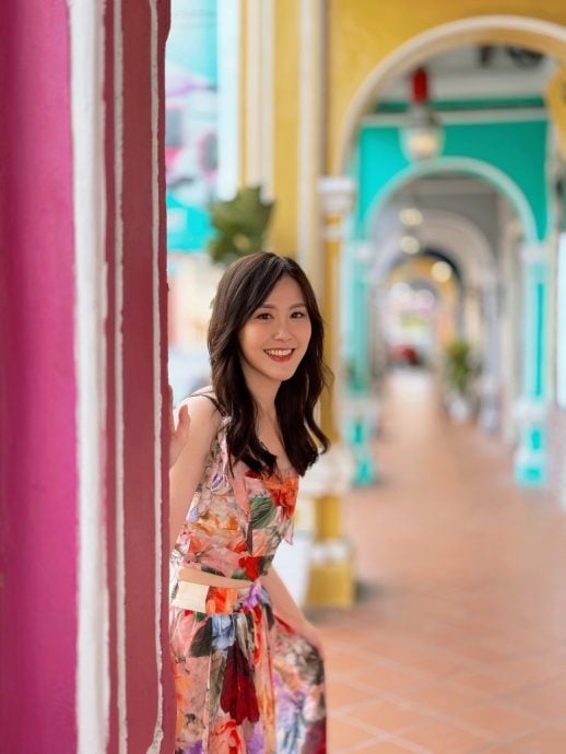 刘佩玥花裙美照掀热议 大马网民一眼认出在槟城拍的!