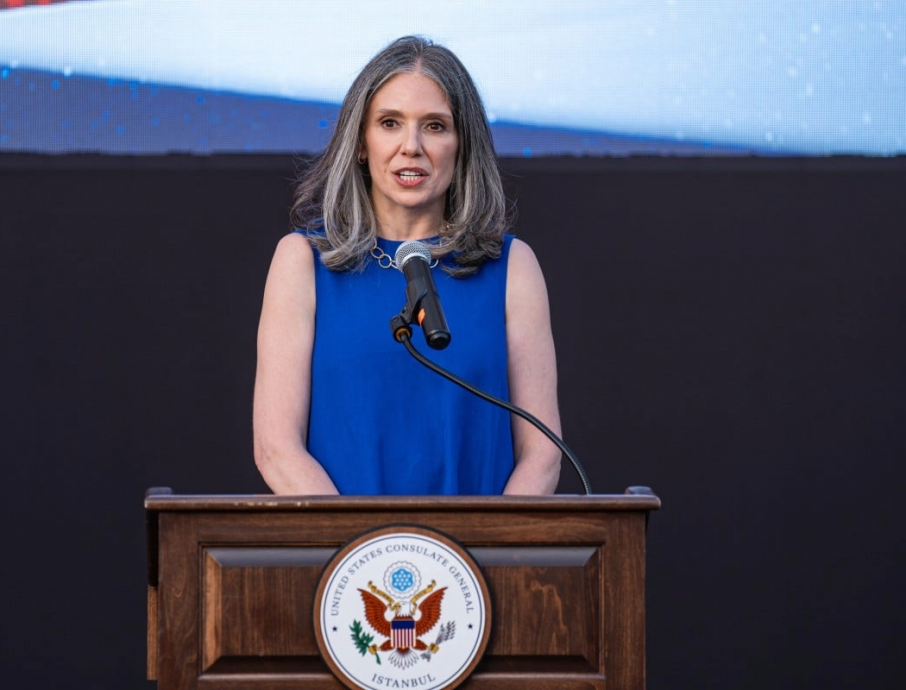 北京向美驻港总领事下马威画四红线　美国务院：按标准来