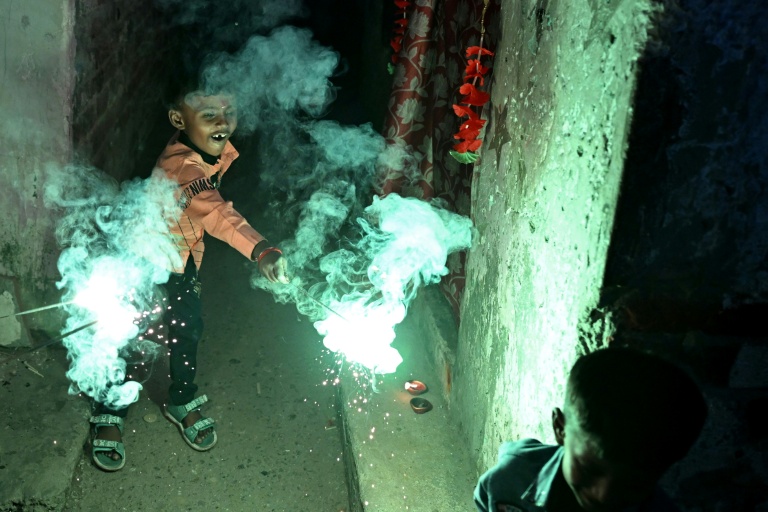 印度法院顶住污染压力 放宽屠妖节烟花燃放禁令