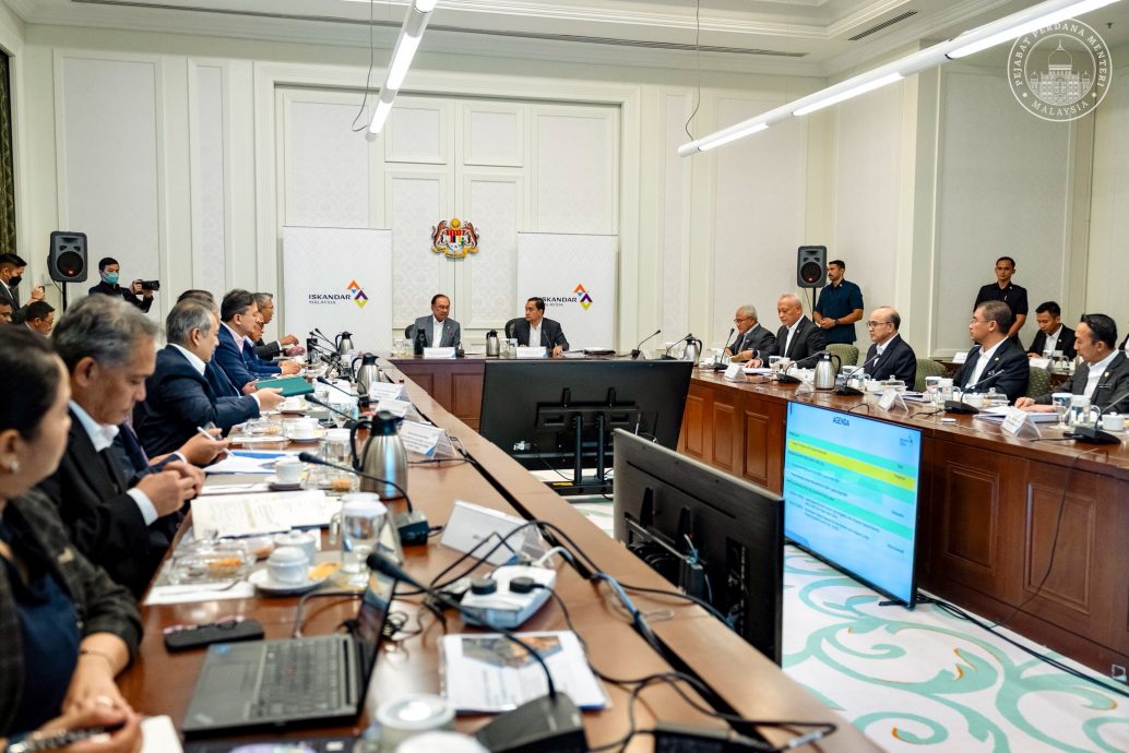 **即时国内**全国：安华：截至上半年 柔新经济特区获批总投资达370亿