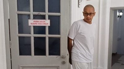 帮顾生病女友3岁女儿  夜晚泡奶误踩死女童 男子监10年