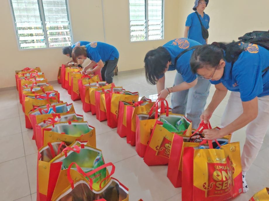 原住民孩子多，需更多米粮糊口