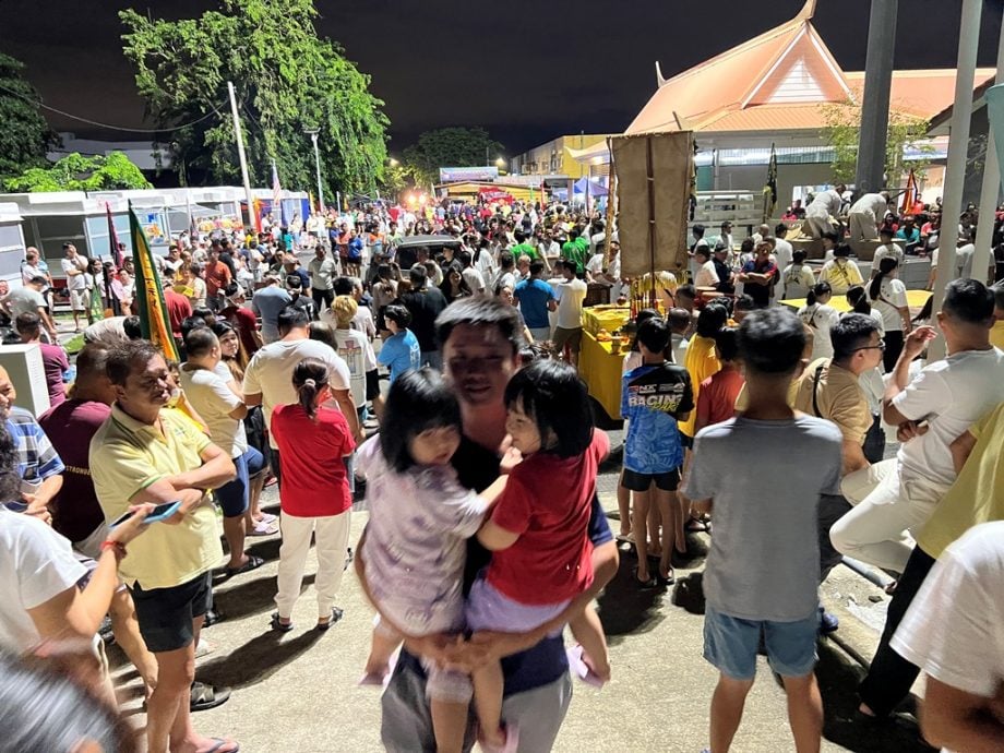 可做后面版头(大都会)双溪威灵应殿九皇大帝恭迎九皇大帝回殿/6图