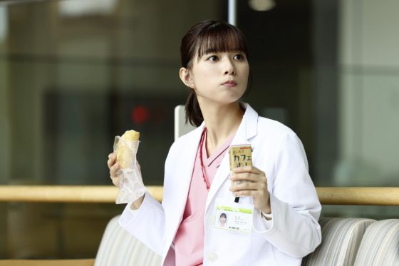 周碧华／《小圆26岁，是名实习医生！》献给实习医生的现实寓言	