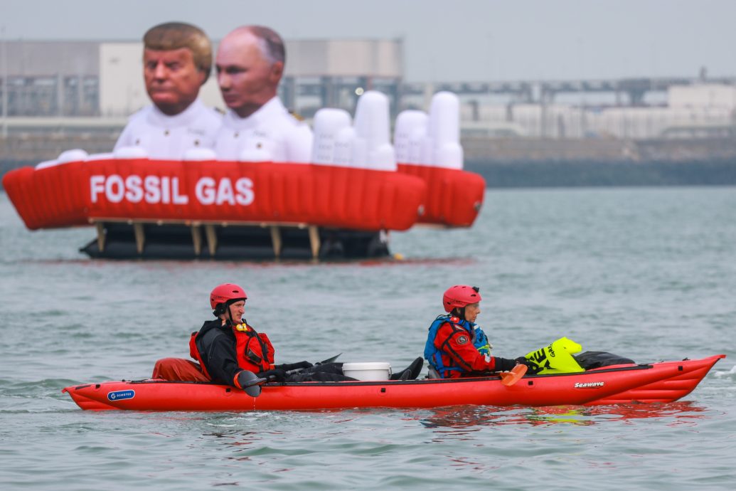 回应特朗普“纸老虎”说 普汀:我们在推进 那北约又算什幺?