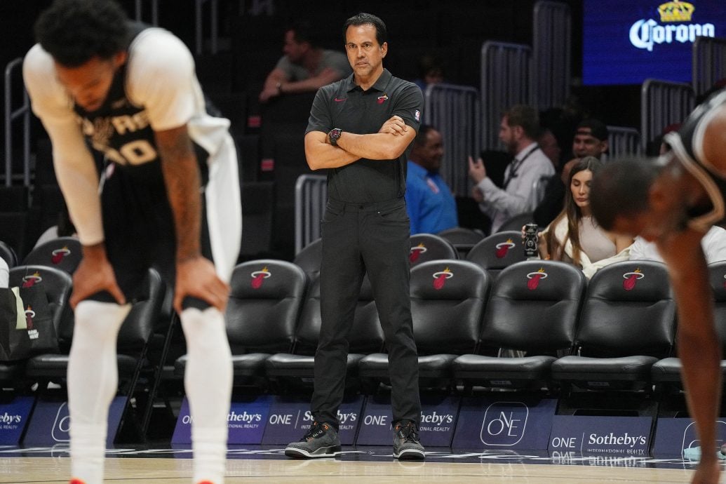 坐骨神经痛休战至少3周 詹皇生涯首次缺席NBA揭幕战