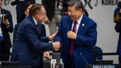 APEC峰会 | 安华习近平 “好友再见面”