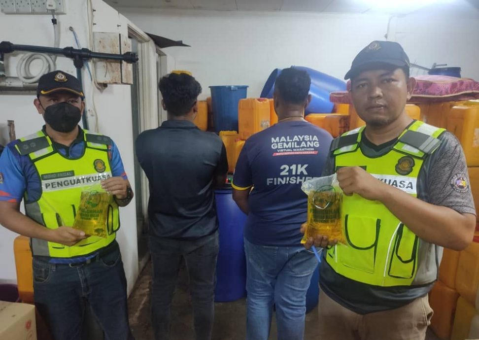 (大北马)奸商“偷天换日”牟利　剪开补贴食油转装工业桶遭取缔