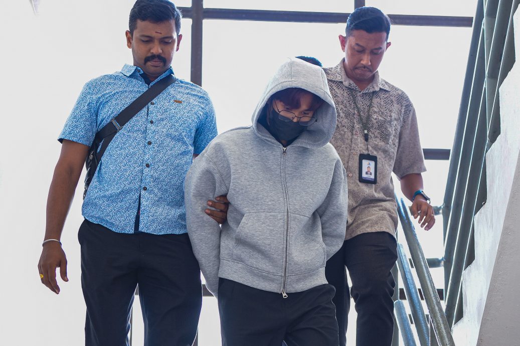 大学生出售色情内容罚款1万