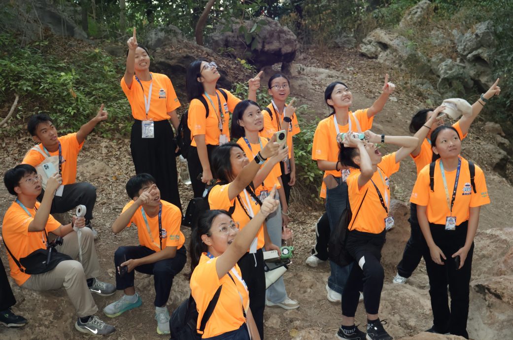 大都会 // 10月15日学海学记专题,七区共用。必下。