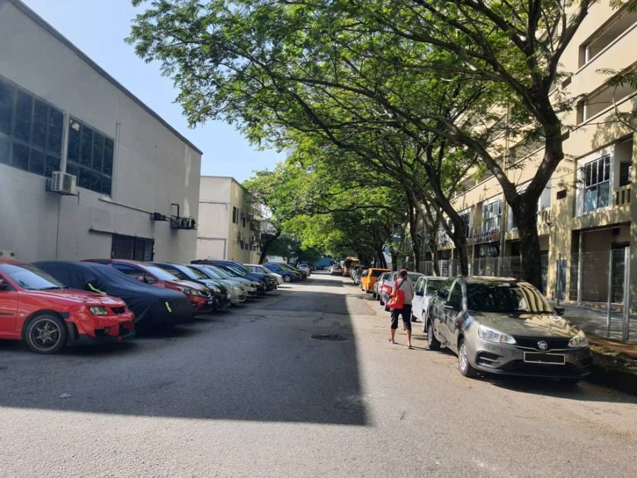 大都会-把公寓住宅区当商区且无预警执法开罚单 余保凭：DBKL不合规不合理/3图