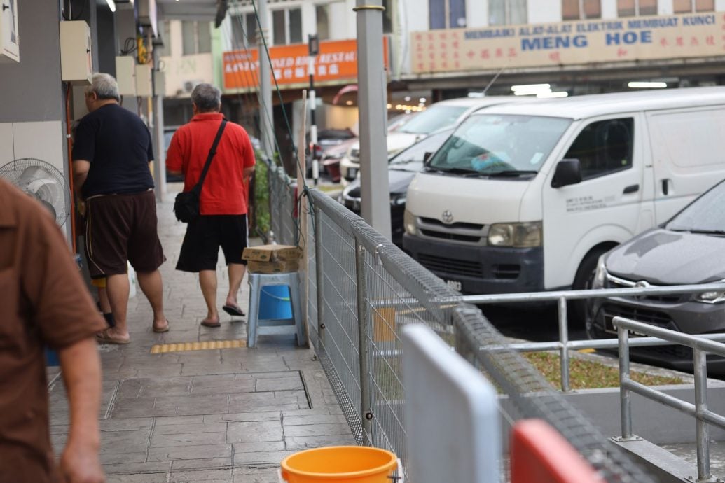 大都会-明察暗访东南亚花园21/19A路美食档