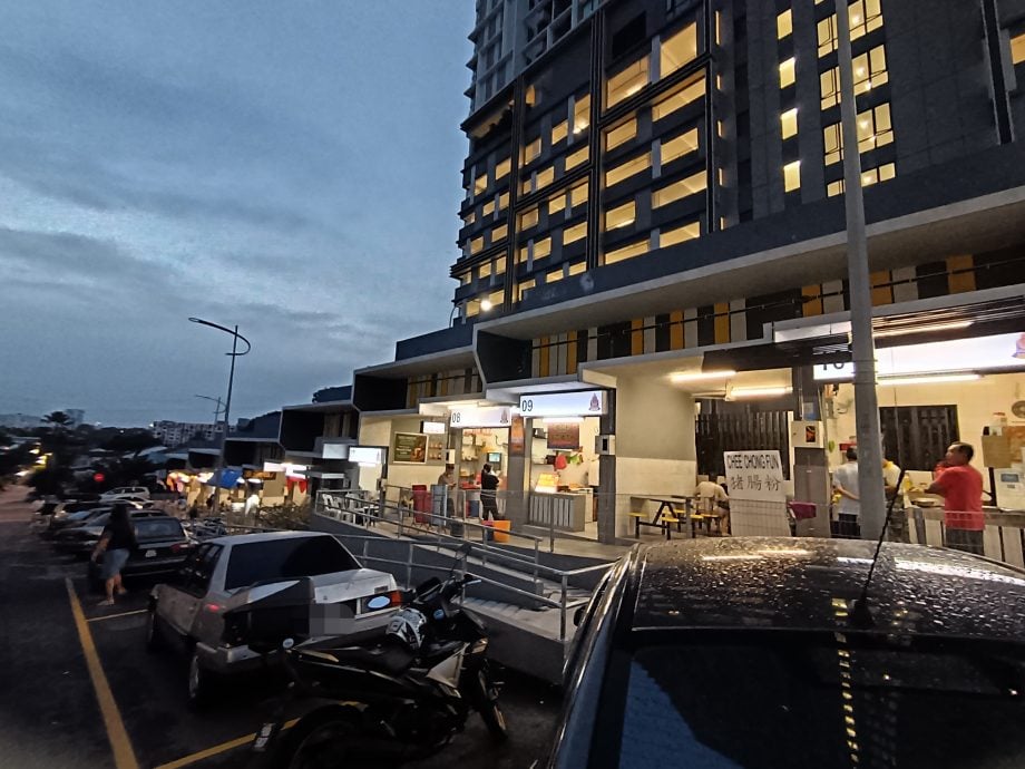 大都会-明察暗访东南亚花园21/19A路美食档