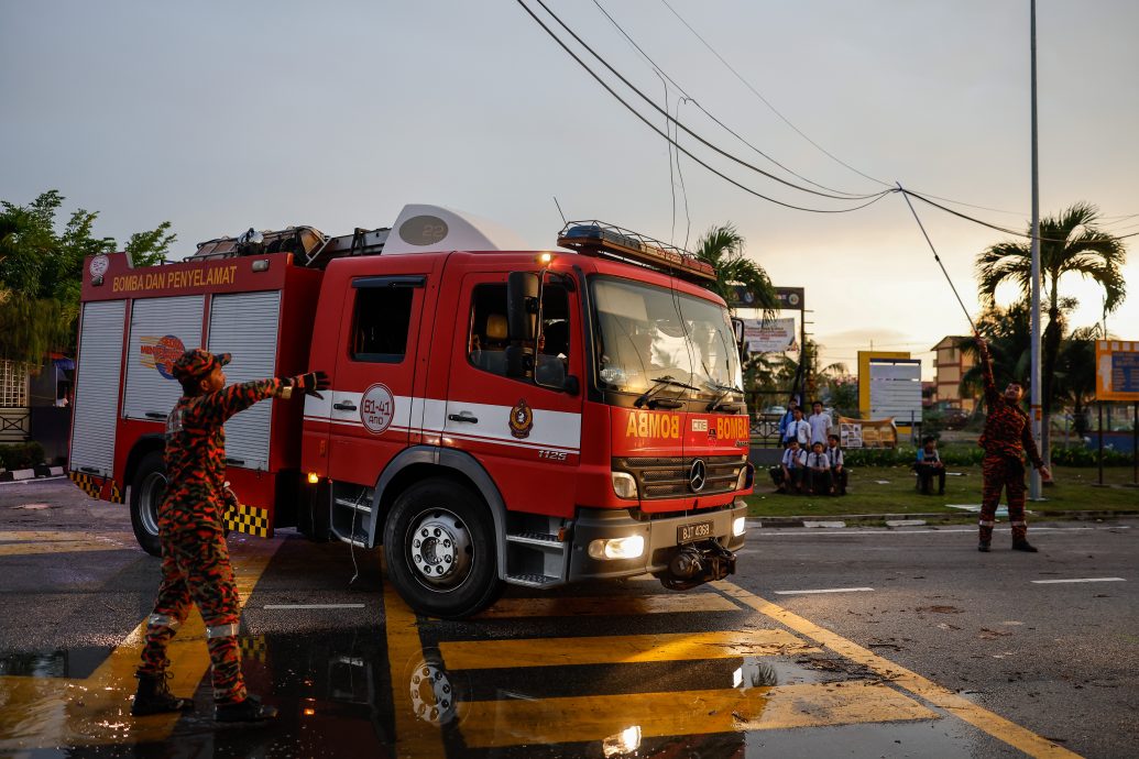 大都会-瓜冷警区主任/昔江港风灾列一级灾难