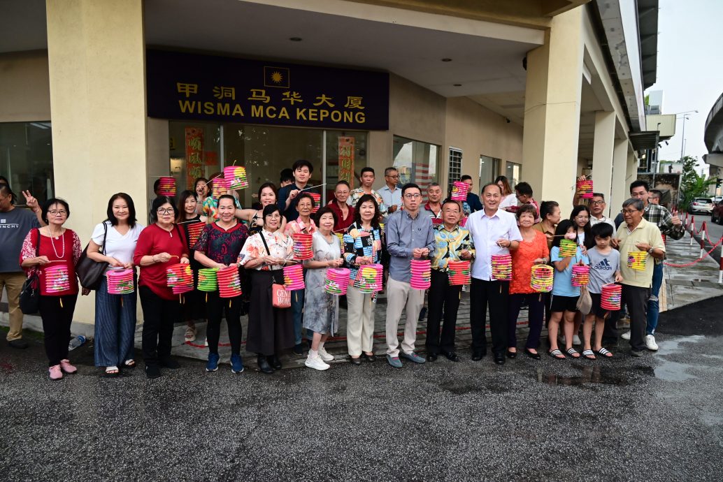 +大都会-陈国勇/甲洞中秋晚会