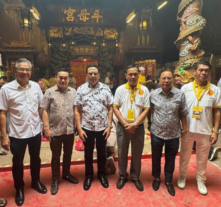 大都会-雪副议长3度拜访安邦南天宫九皇爷诞/1图