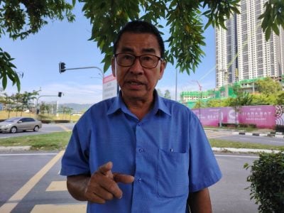 大都会2/新发展区开放路段通行近3个月  交通灯却没运作  三叉路口频发生车祸 驾驶者置身虎口