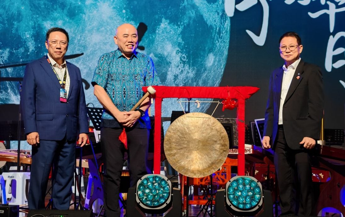 //大都会6头：新韵音乐社配合中秋节