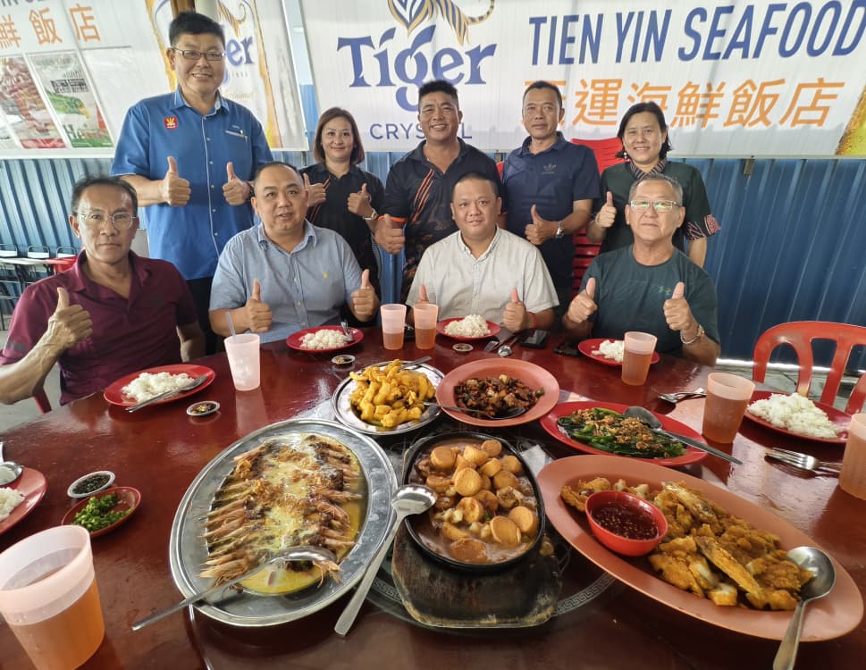 大都会/《村长揾食》:大港天运海鲜饭店 海鲜鲜甜人情浓