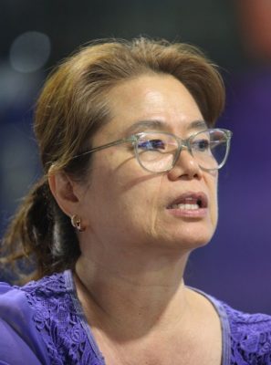 大都会封面-外籍人士兜售纸巾 真伪难辨 同理心边界模糊/10图