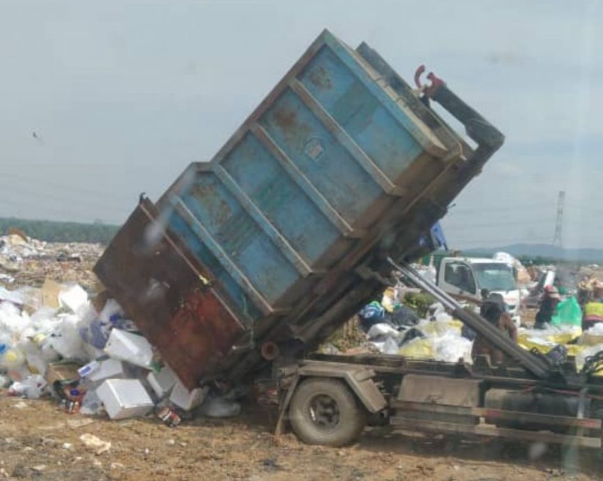 大都会/封面/倾倒废料费每吨涨27%,陈健达吁暂缓涨价