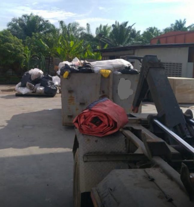 大都会/封面/倾倒废料费每吨涨27%,陈健达吁暂缓涨价