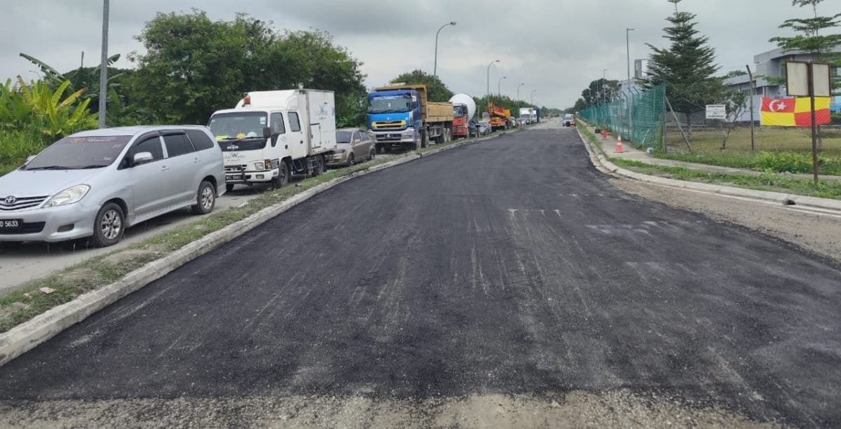 大都会/蔡亚伦德利马4路重铺