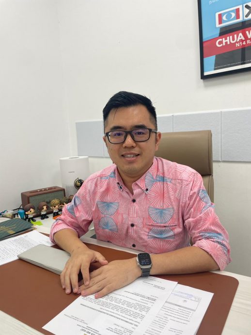 大都会:蔡伟杰办免费电脑维修基础班/1图