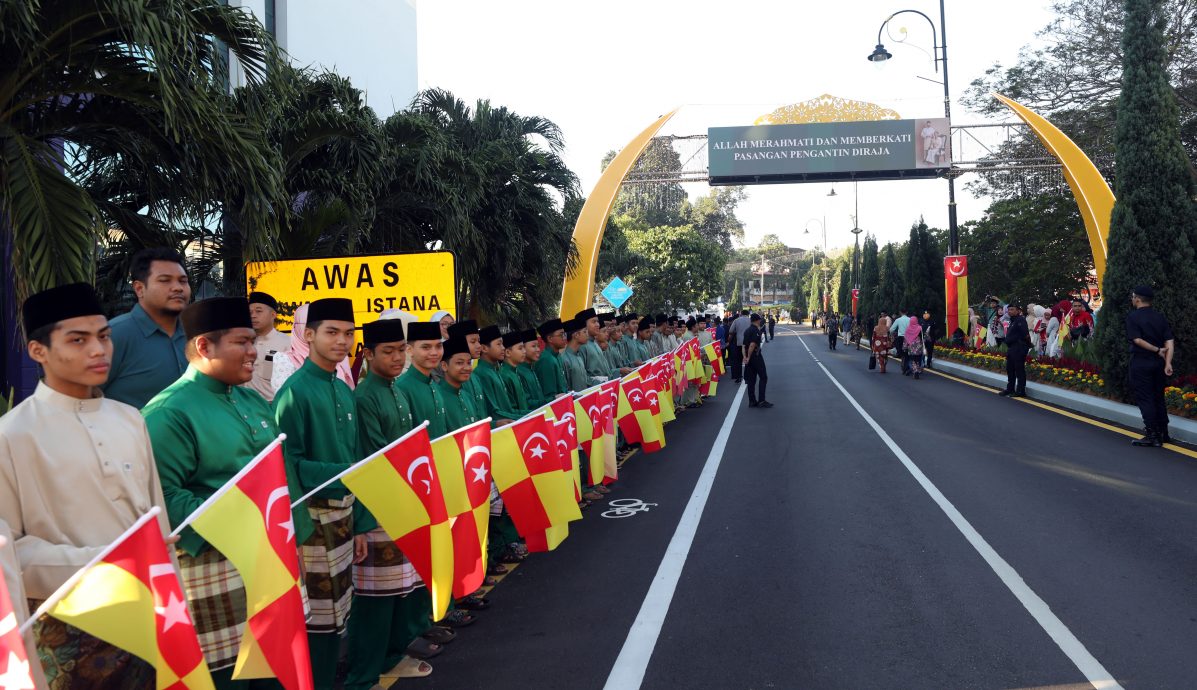 大都会/雪州王储大婚，超过2000子民送祝福！