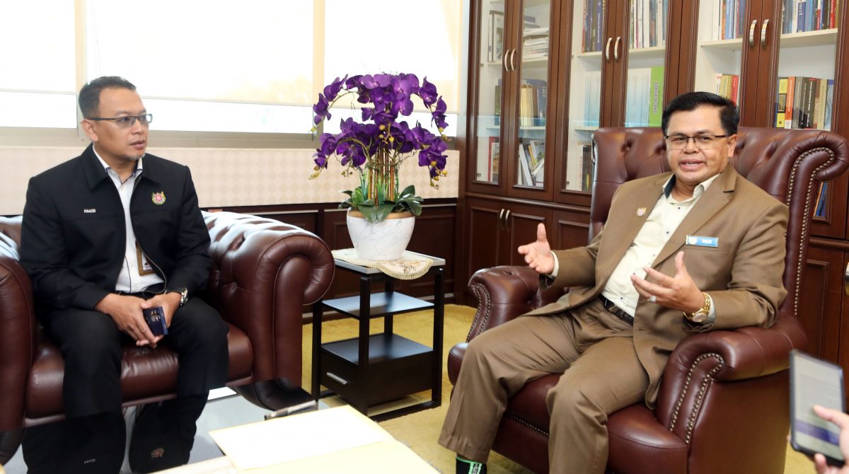 大都会/预编配10日广告/专访沙亚南市长莫哈末弗兹