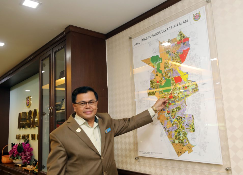 大都会/预编配10日广告/专访沙亚南市长莫哈末弗兹