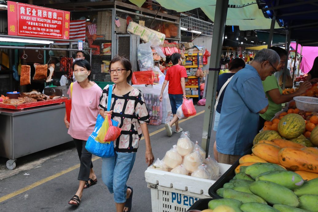 大都会(版2头)/游佳豪派月饼及巴刹摊格费调涨课题
